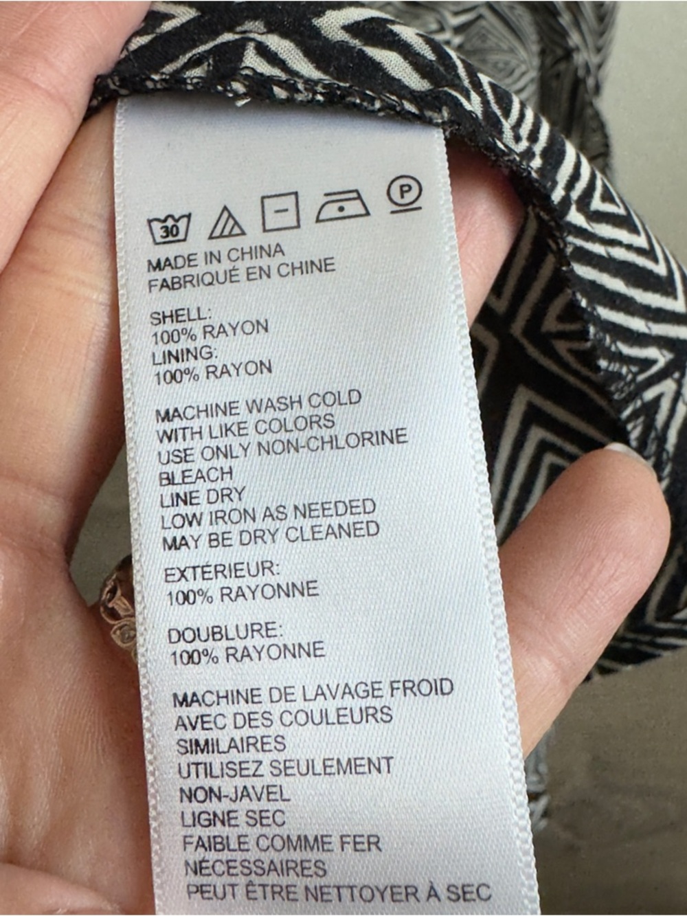 Urban Outfitters Black and White Geometric Maxi Dress with Strappy Open Back - Picture 4 of 5